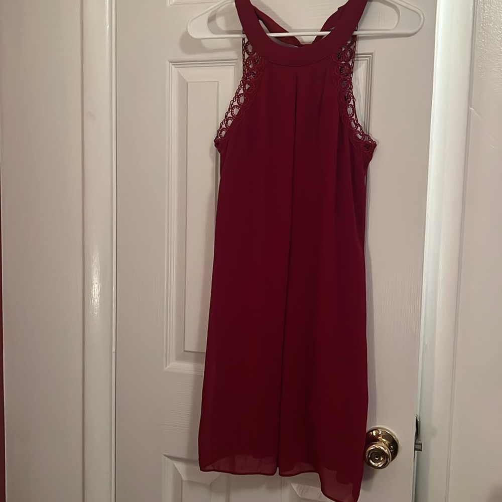 Elegant Red Sleeveless Dress
